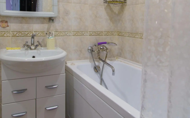 Righ Room апартаменты на Георгия Амелина д. 43