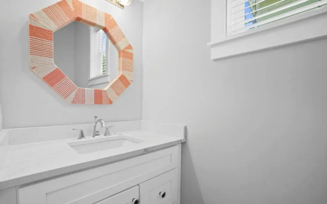 30A Beach House - Turquoise Tides