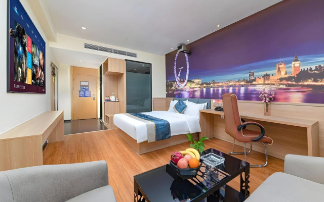 Gelin Qingman Hotel (Dao Xiaoshui Middle Road Commercial Pedestrian Street)
