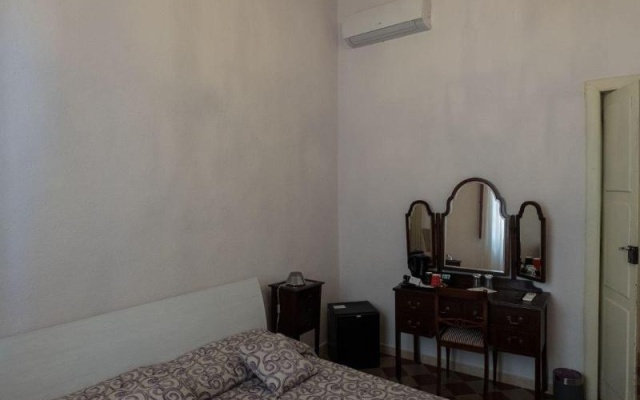 Eleonora Room & Breakfast