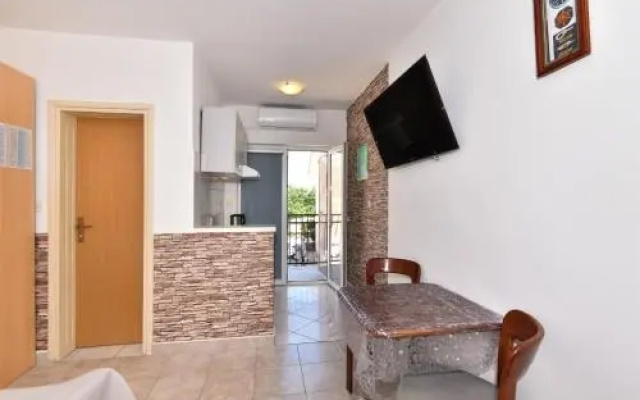 Apartments Zrakic