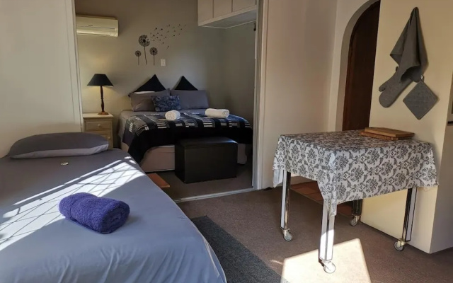 Sunbird Guest House
