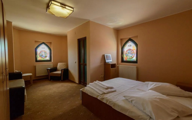 LaCetate Boutique Hotel