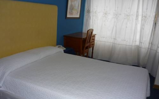 Hotel Reconquista
