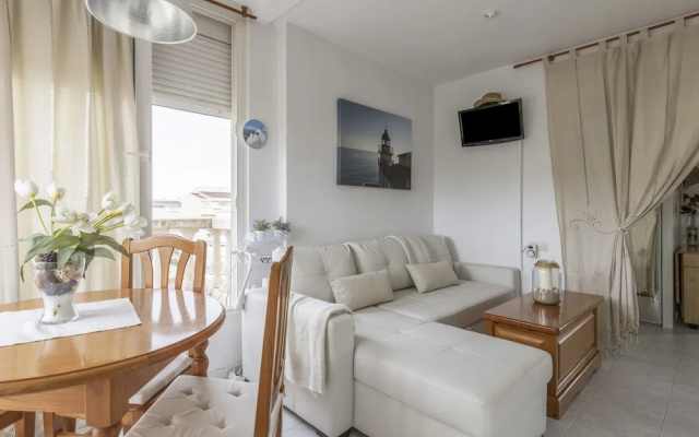 Simplistic Apartment in Alcocéber With Swimming Pool