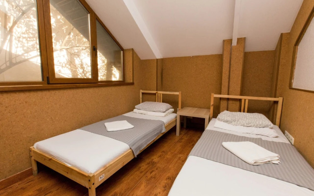 Hostel Riviera