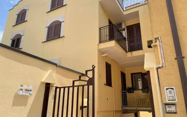 Casa de Amicis 18