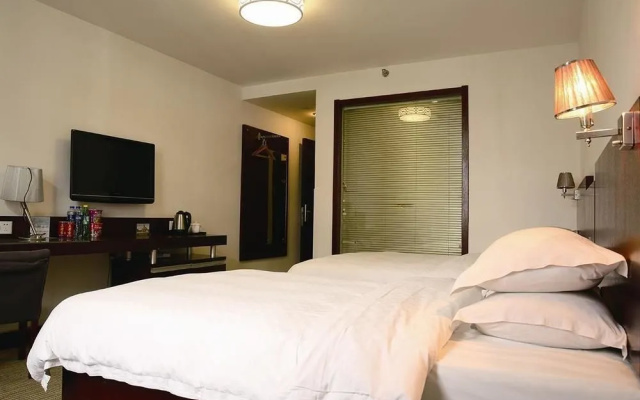 Chaohu City Home Hotel