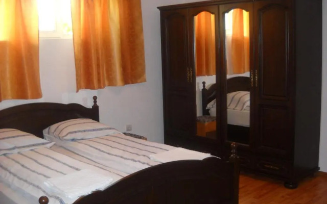 Casa Miki