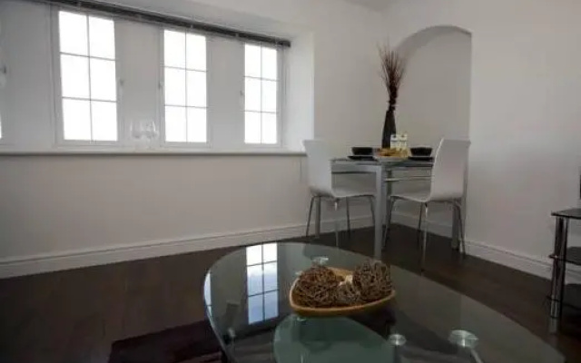 Aberdeen Serviced Apartments - The Lodge
