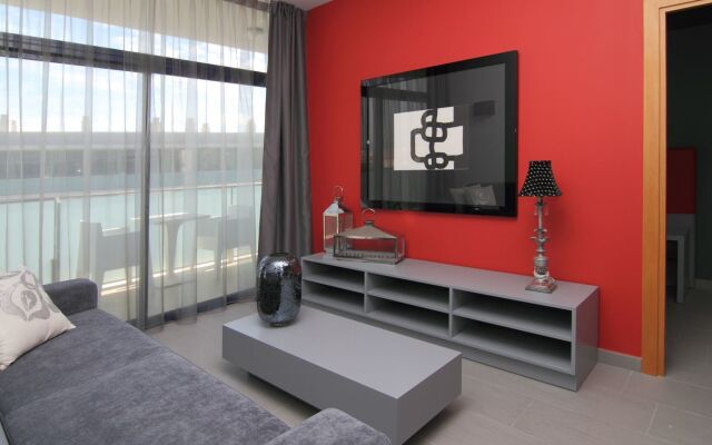Отель Aparthotel Four Elements Suites Испания, Салоу - 1 отзыв об отеле, цены и фото номеров - забронировать отель Aparthotel Four Elements Suites онлайн вид на фасад