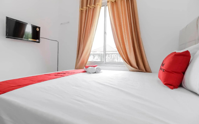 RedDoorz near Jembatan Ampera Palembang
