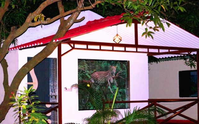 The Wilds Villa Gir Resort with Swimming Pool