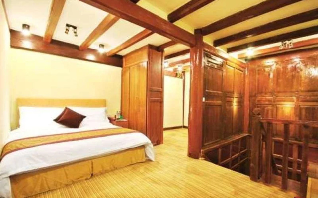 Tulip Inn Shangmo