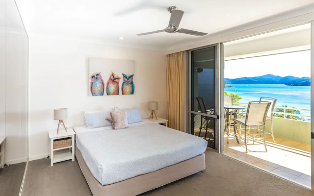 Lagoon 202 on Hamilton Island