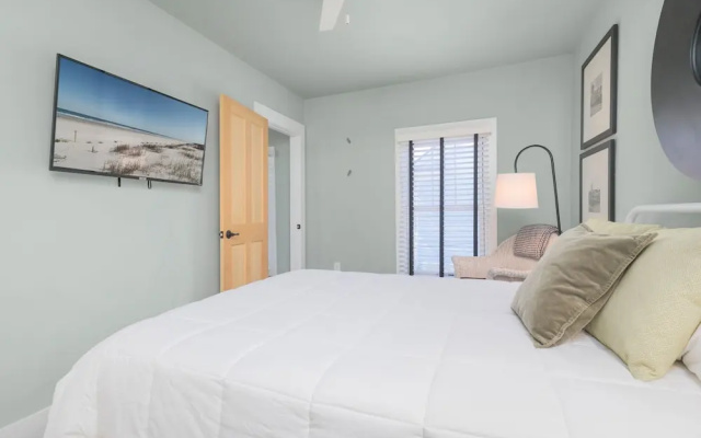 Historic Dream - Unit B