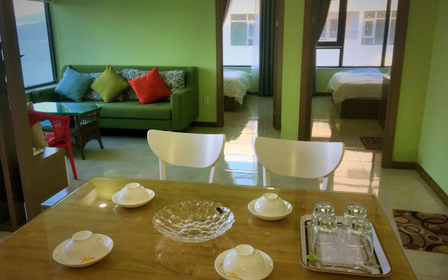 Seaview Front Apartment