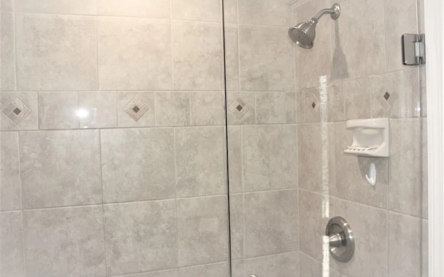 Jamaica Royale 504 - 2 Br Condo