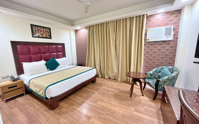 The Grand Orion - Kailash Colony