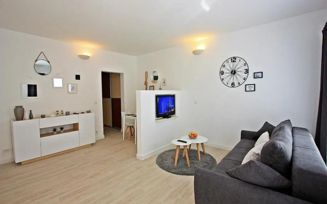 Apartments Tomy