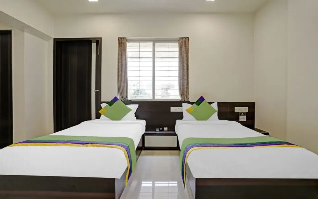 Hotel Excellent Homes, Nashik