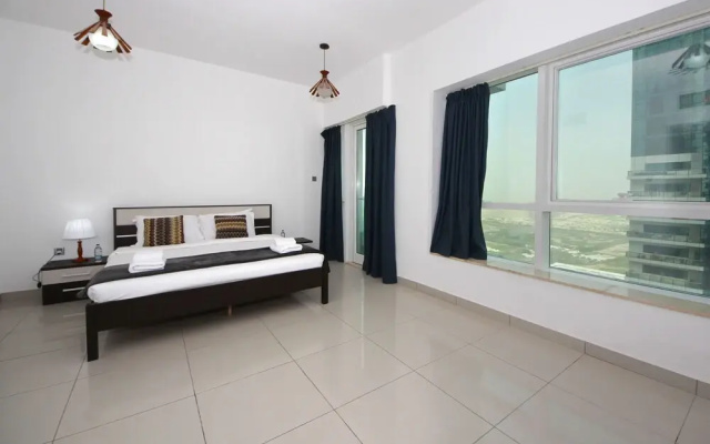 Signature Holiday Home - Marina Pinnacle