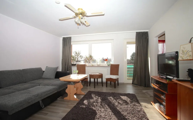Private Apartment Hoffmann-von-Fallersleben-Straße