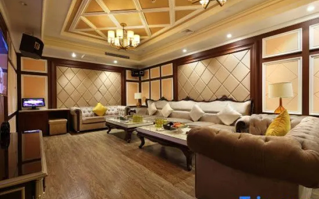 Sanqingshan Junlan Resort Hotel (Eastern Jinsha Cableway)