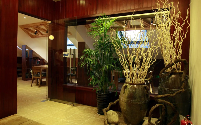 Yiwu Fukai Holiday Hotel