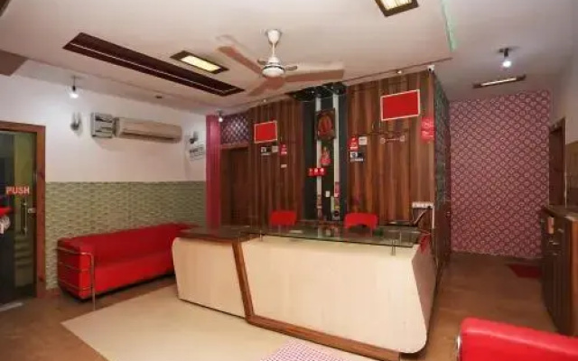 Hotel Paras