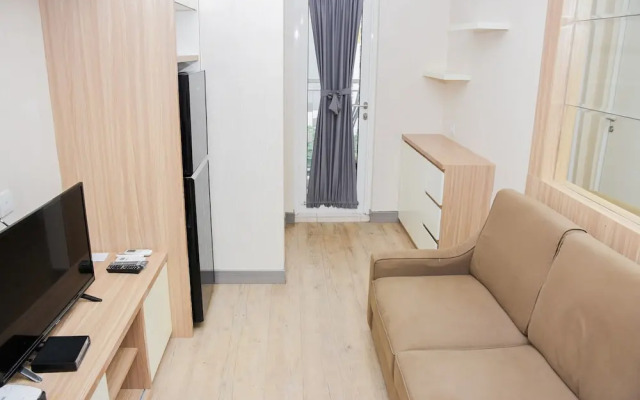 Comfort And Homey 2Br At Springlake Apartment Bekasi