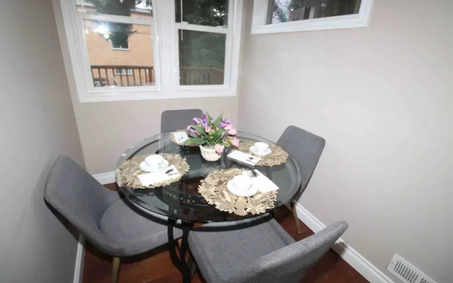 Charming Stay in Marvelous Seattle