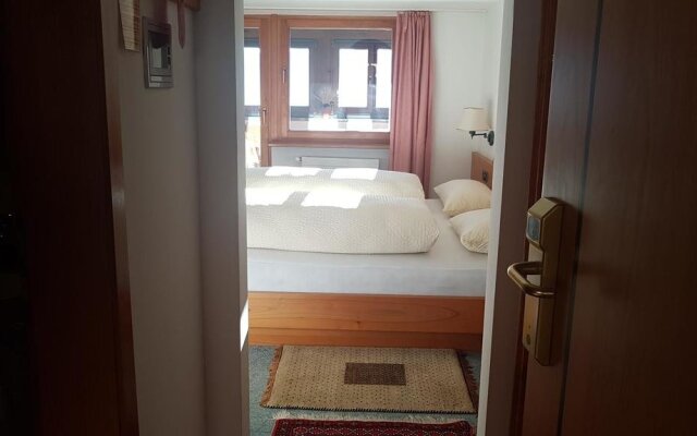 Отель B&B Villa Pattis Випитено комната для гостей