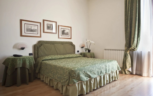 Hotel Italia