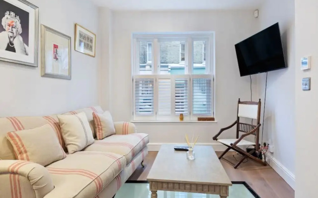 Stunning 3-bed House W/terrace & Garden in Notting Hill