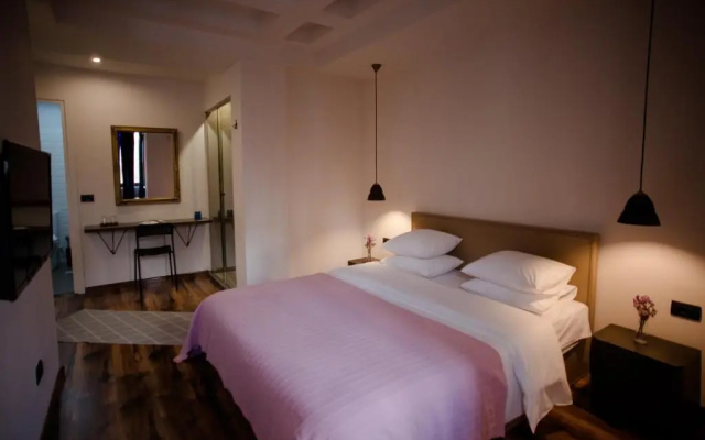 7Seven Hotel