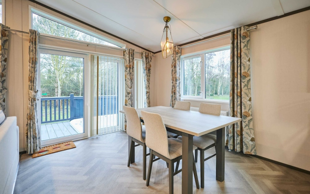 Host Stay Malton Pines Lodge