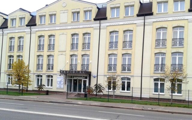 Гостиница Raziotel Kyiv вид на фасад