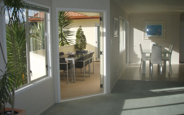 Seascape Villa Bed & Breakfast