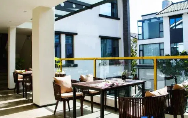 Dali Fenghe Homestay