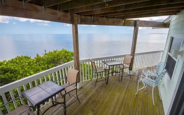 163-Pelican Pointe