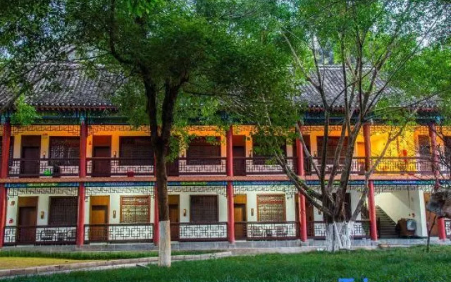 Xiyuan Bieyuan Resort Hotel (Malinghe Canyon Scenic Area)