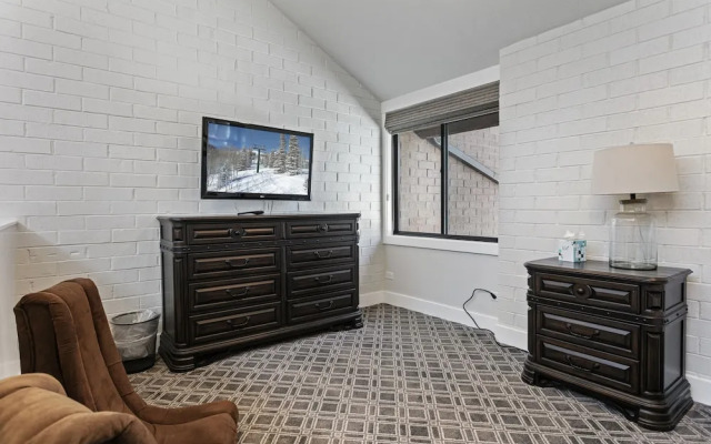 Park Ave by Luxury Mountain Destinations