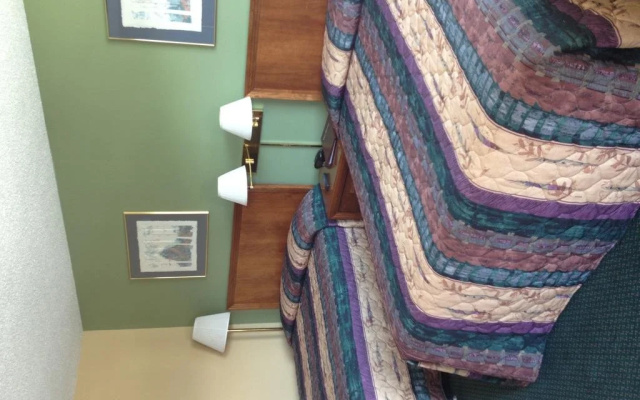 Knight's Inn Motel