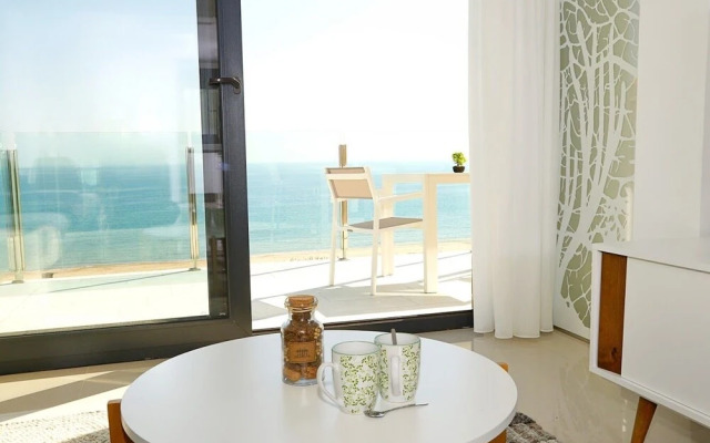 Sea Coast Apartment