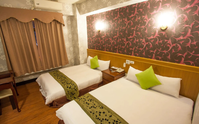 Chiayi Crown Hotel