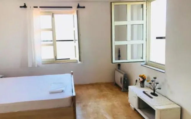 Badanj Village Rooms
