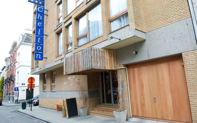 Отель Chelton Hotel Бельгия, Брюссель - отзывы, цены и фото номеров - забронировать отель Chelton Hotel онлайн вид на фасад