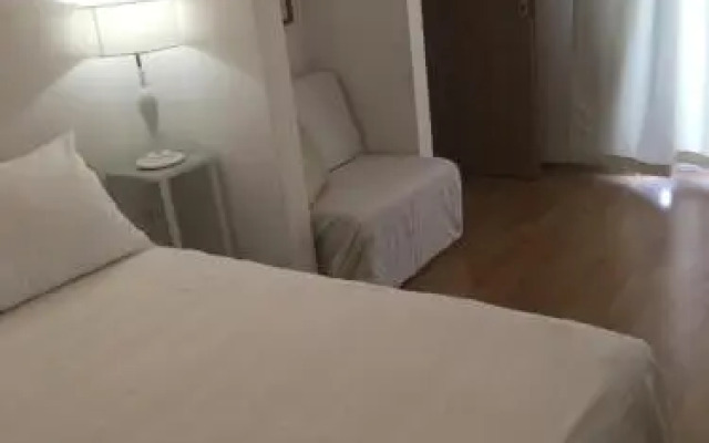 Amelia Apartment