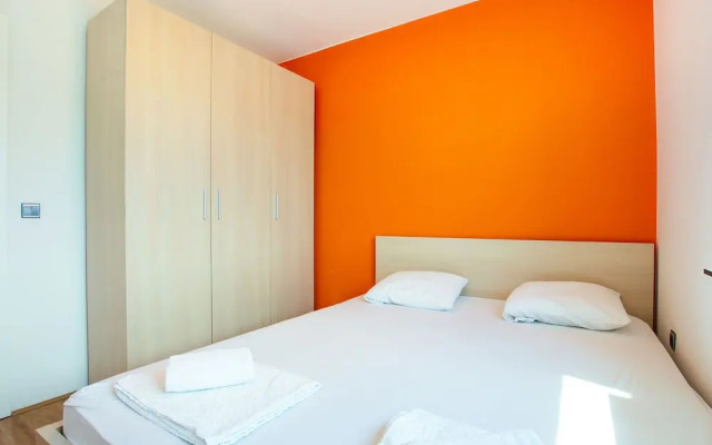 Lovely Apartment in Novalja with Patio near Sea Beach